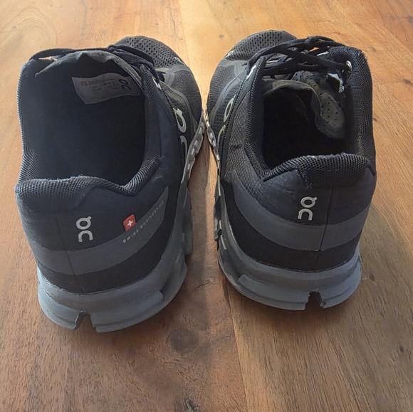 ON RUNNING Cloudflow 3.0 Men’s Size 10.5 Black Asphalt Running Sneaker Shoes - Picture 3 of 6